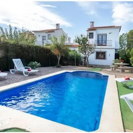 Con Piscina Privada 6 Personas En - Hisp-217-225 Villa *